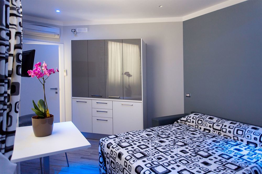 Amalfi Apartments Design Centro Storico מראה חיצוני תמונה